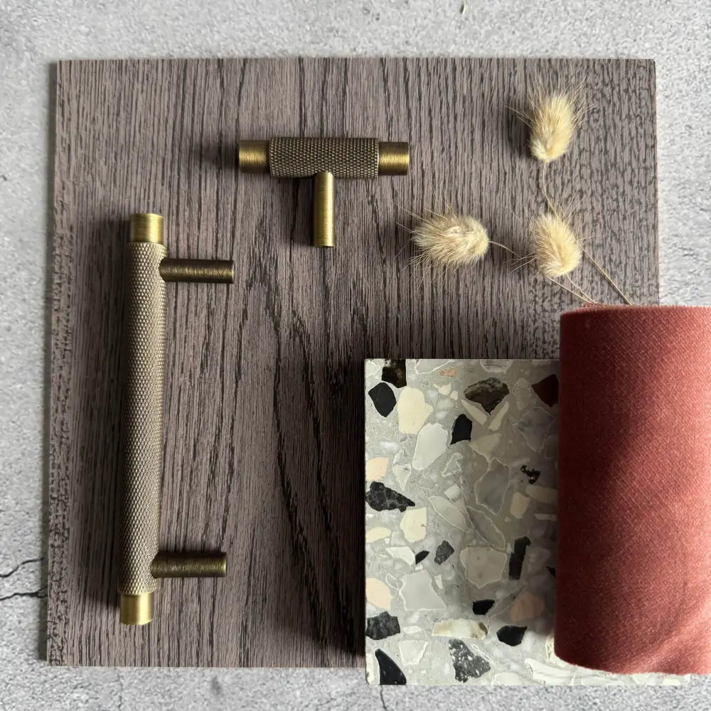 Cabinet Knobs & Handles 55 x 35mm T Bar / Antique Brass / Solid Brass Bayside Luxe - Sorrento Knurled Antique Brass T Bar Handle