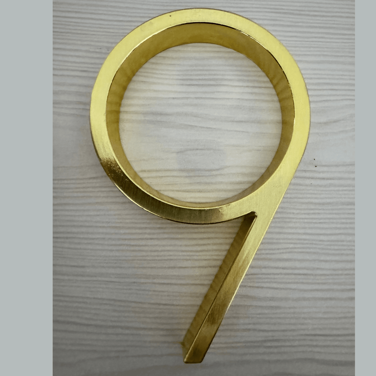 125mm House Number - With a little blemish!  Gold 9