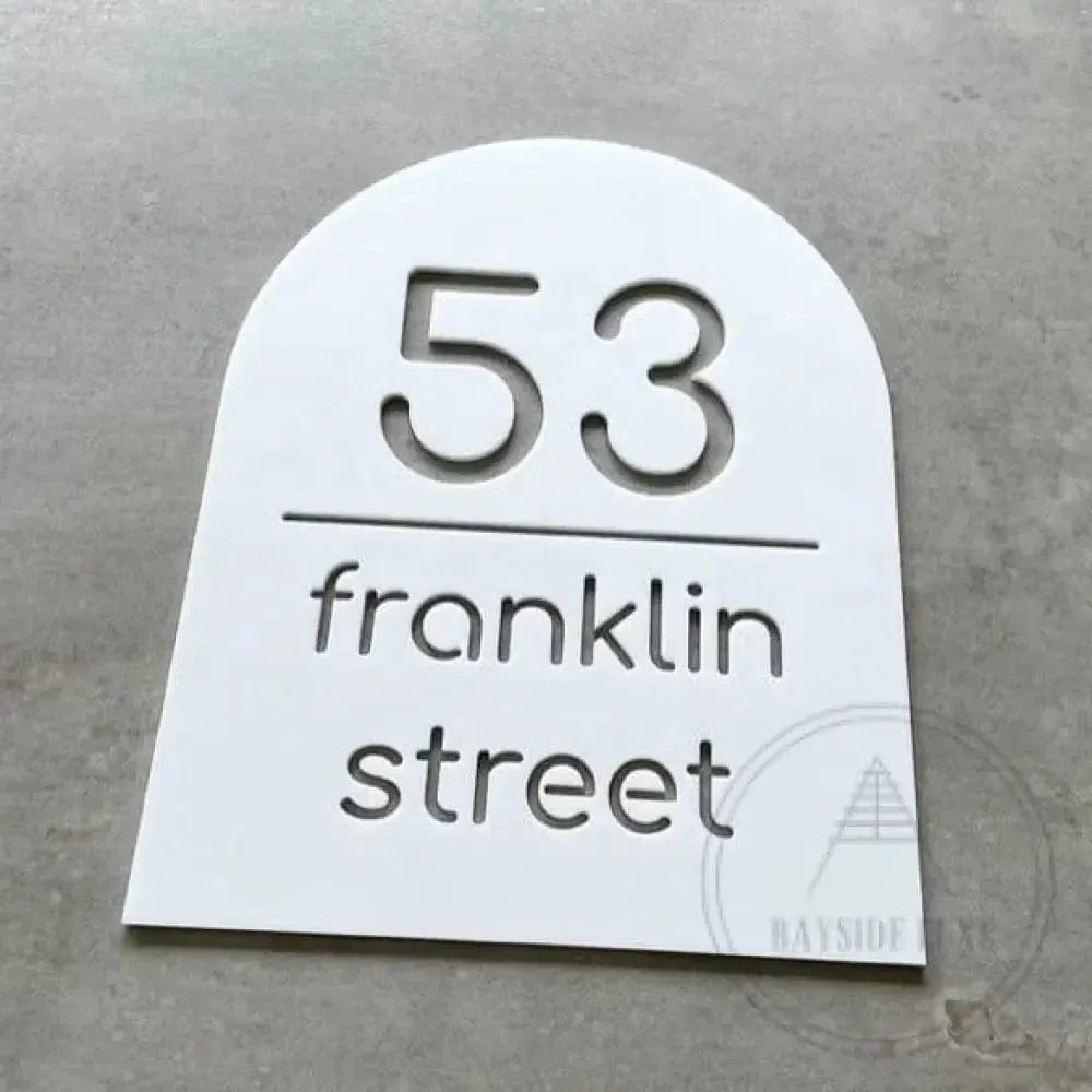 Bayside Luxe - Personalised Arch House Sign