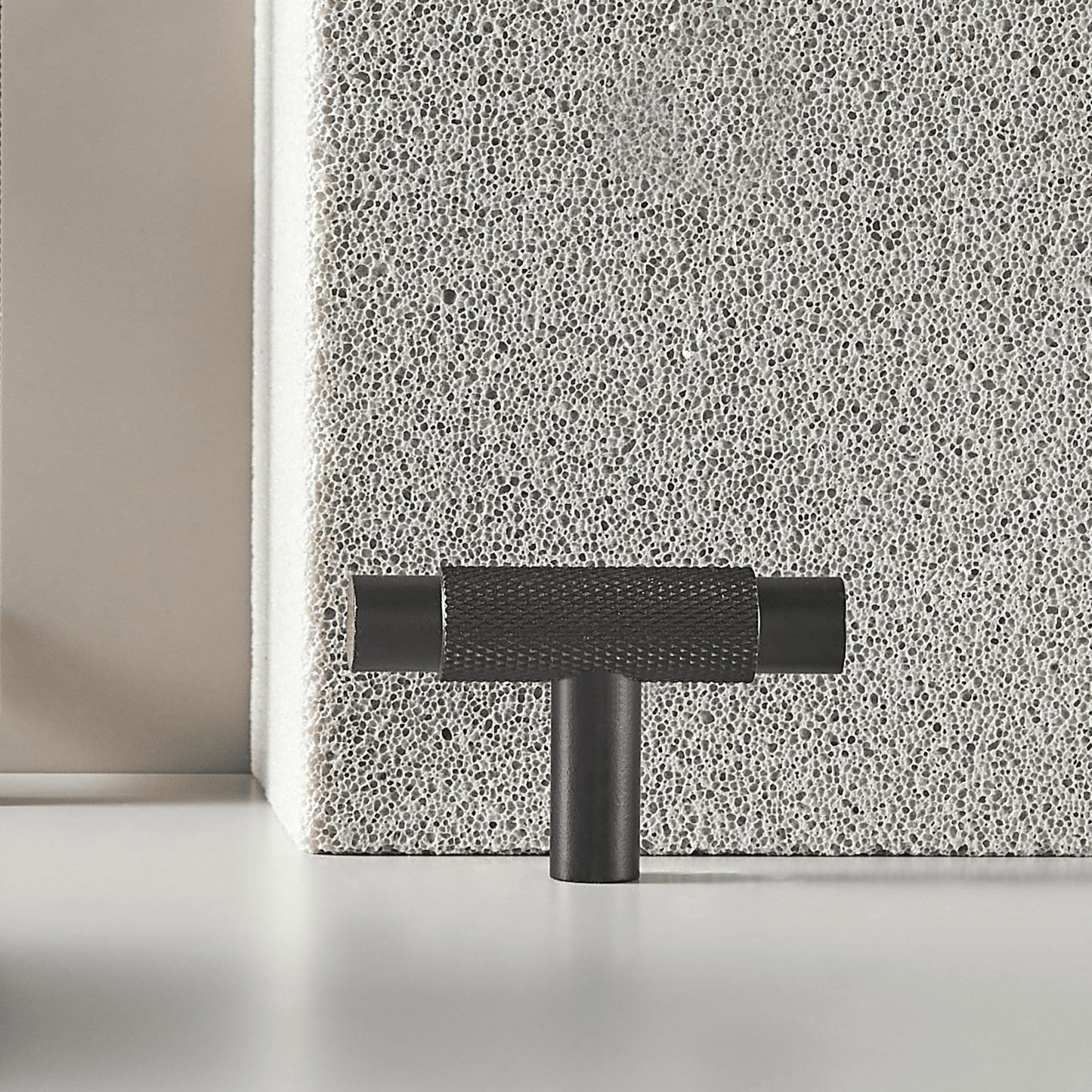 Cabinet Hardware 55 x 35mm T Bar / Black / Solid Brass Bayside Luxe - Sorrento Knurled Black Brass T Bar Handle
