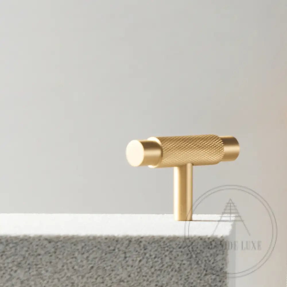 Cabinet Hardware 55 x 35mm T Bar / Brass Bayside Luxe - Sorrento Knurled Brass T Bar Handle