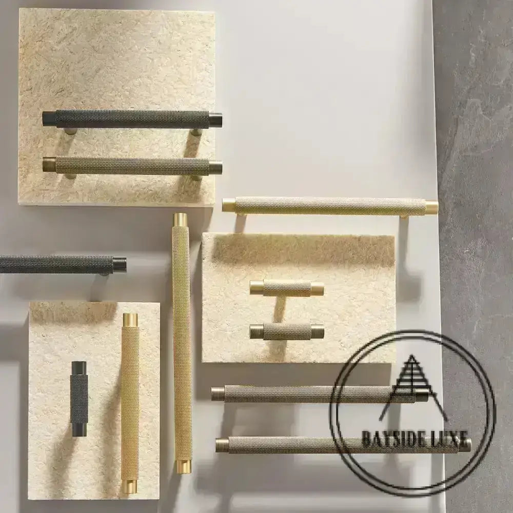 Cabinet Hardware Bayside Luxe - Sorrento Knurled Antique Brass Handle