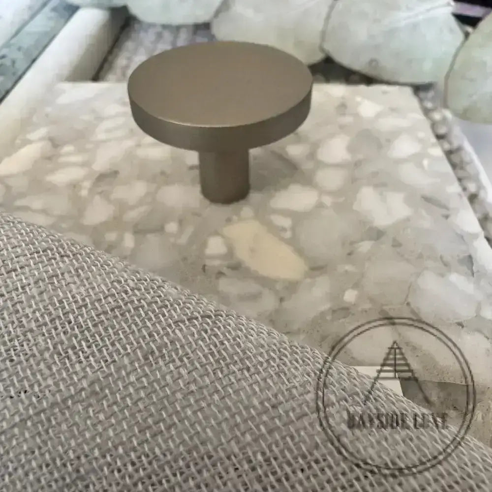 Cabinet Knobs & Handles 32 x 20mm / Nickel / Nickel Bayside Luxe - Elwood Modern Nickel Knobs