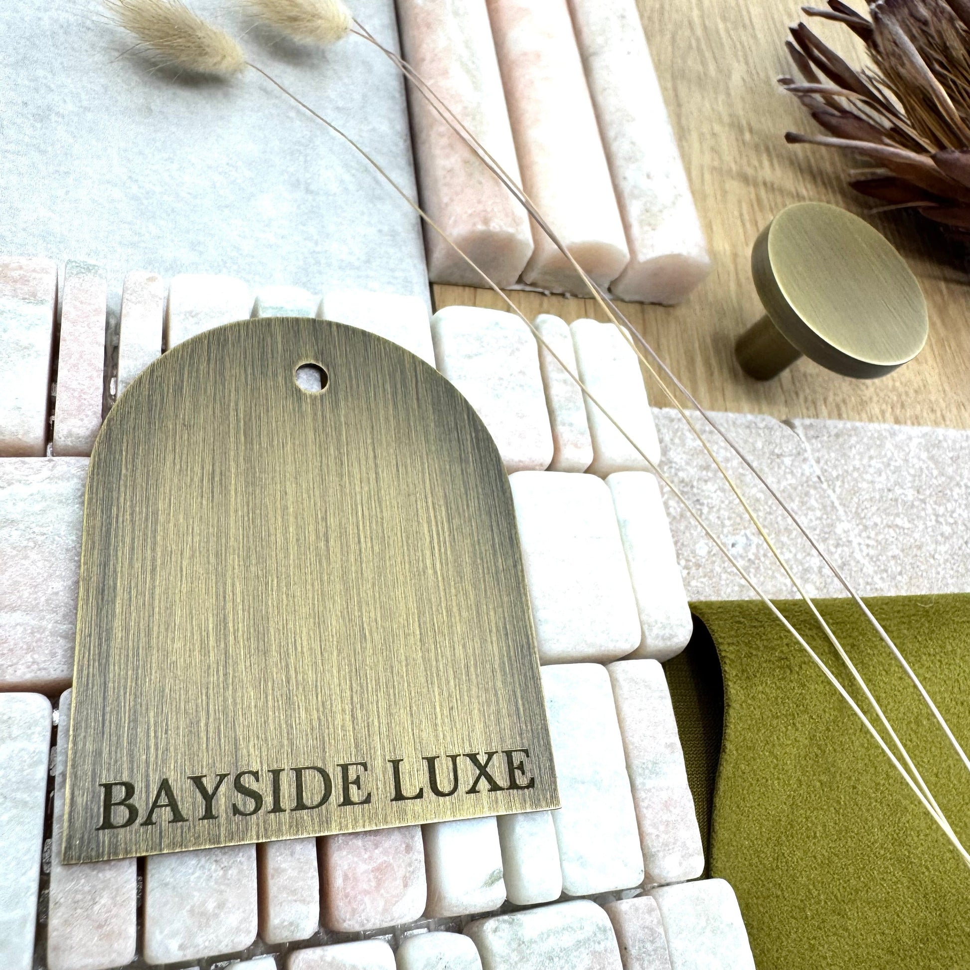 Cabinet Knobs & Handles 32 x 20mm / Satin Brass / Nickel Bayside Luxe - Elwood Modern Antique Brass Knobs