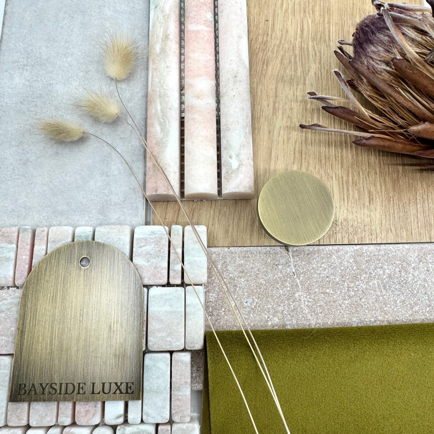 Cabinet Knobs & Handles 32 x 20mm / Satin Brass / Nickel Bayside Luxe - Elwood Modern Antique Brass Knobs