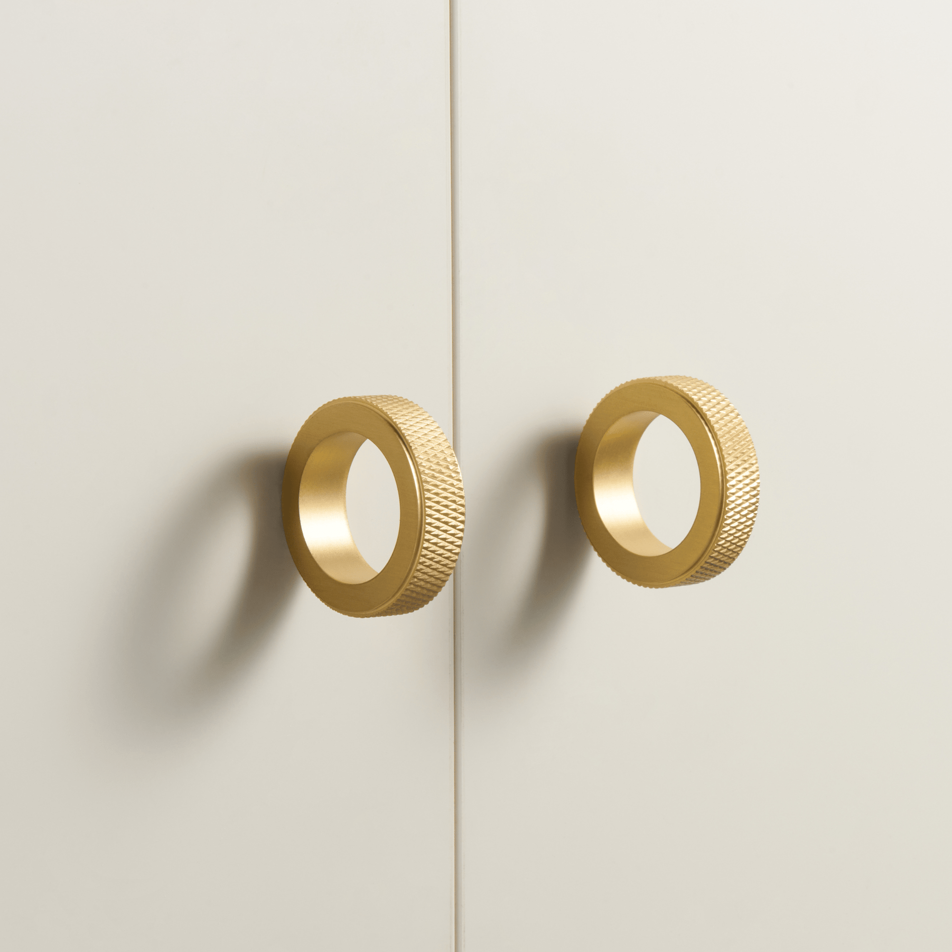 Cabinet Knobs & Handles Bayside Luxe - Flinders Cross Knurled Solid Satin Brass Pulls