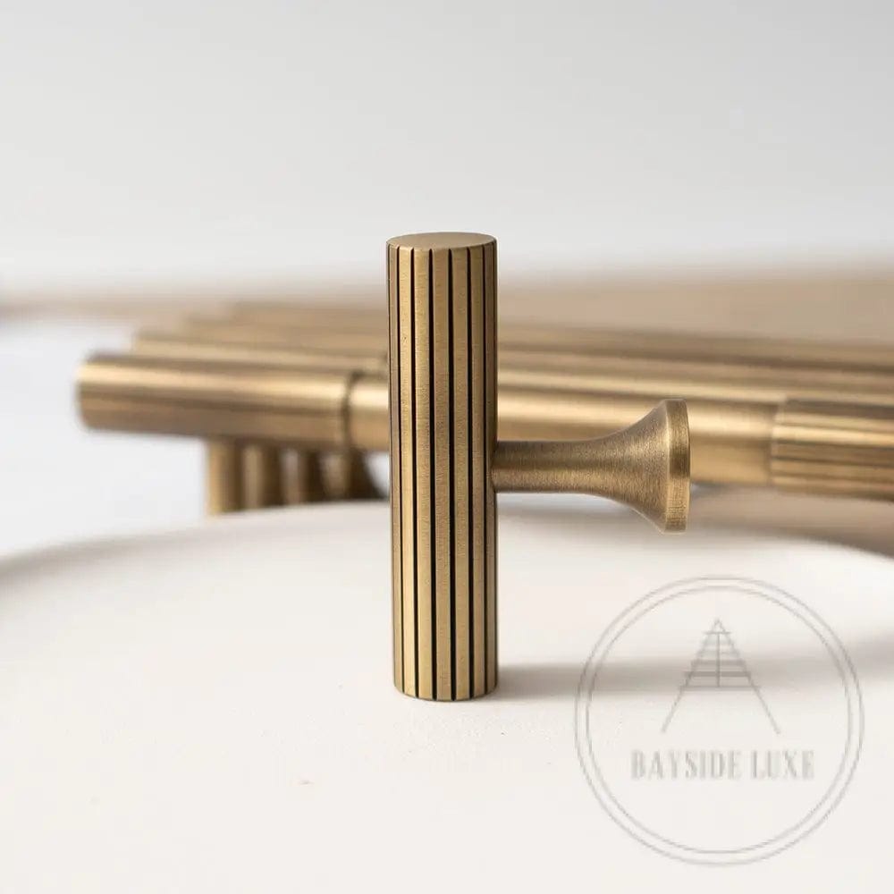 Cabinet Knobs & Handles Bayside Luxe - Hawthorn Antique Brass Knob