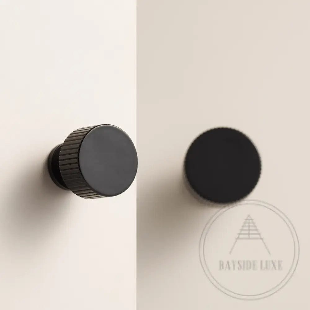 Cabinet Knobs & Handles Bayside Luxe - Hawthorn Black Brass Knob