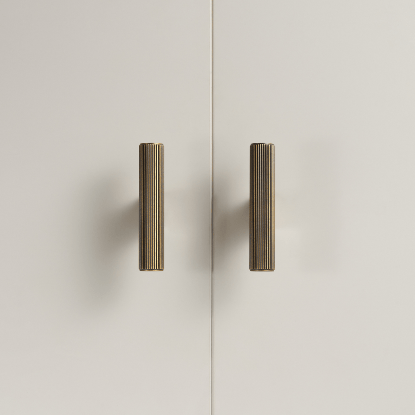 Cabinet Knobs & Handles Bayside Luxe - Kooyong Linear Knurled Antique Brass Cabinetry Handles