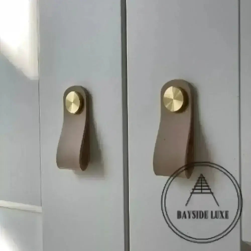 Cabinet Knobs & Handles Bayside Luxe - Leather flat gold stud pulls
