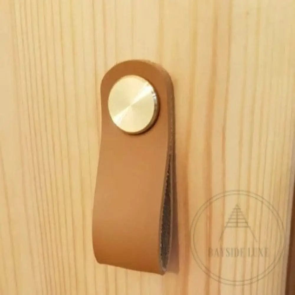 Cabinet Knobs & Handles Bayside Luxe - Leather flat gold stud pulls