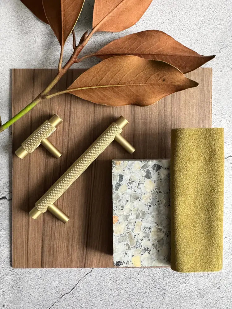 Cabinet Knobs & Handles Bayside Luxe - Sorrento Knurled Brass Handle