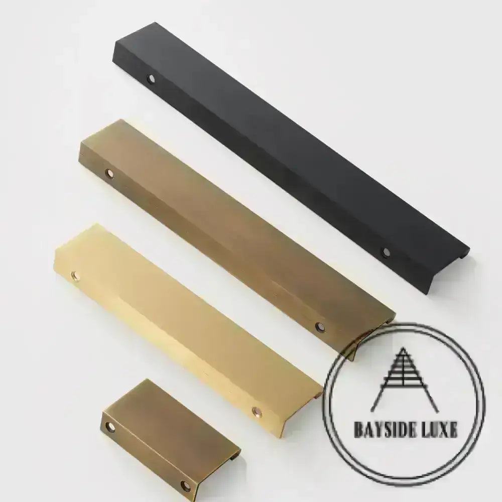 Cabinet Knobs & Handles Bayside Luxe - The Clovelly Solid Antique Brass Lip Pull