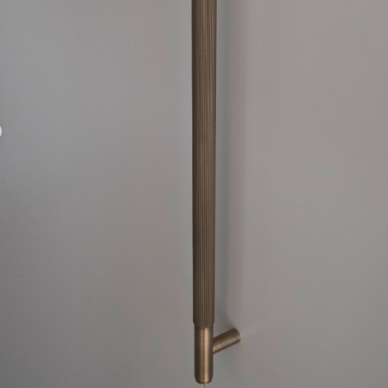 Cabinet Knobs & Handles Bayside Luxe - Toorak Linear Knurled Antique Brass Single Door Handle
