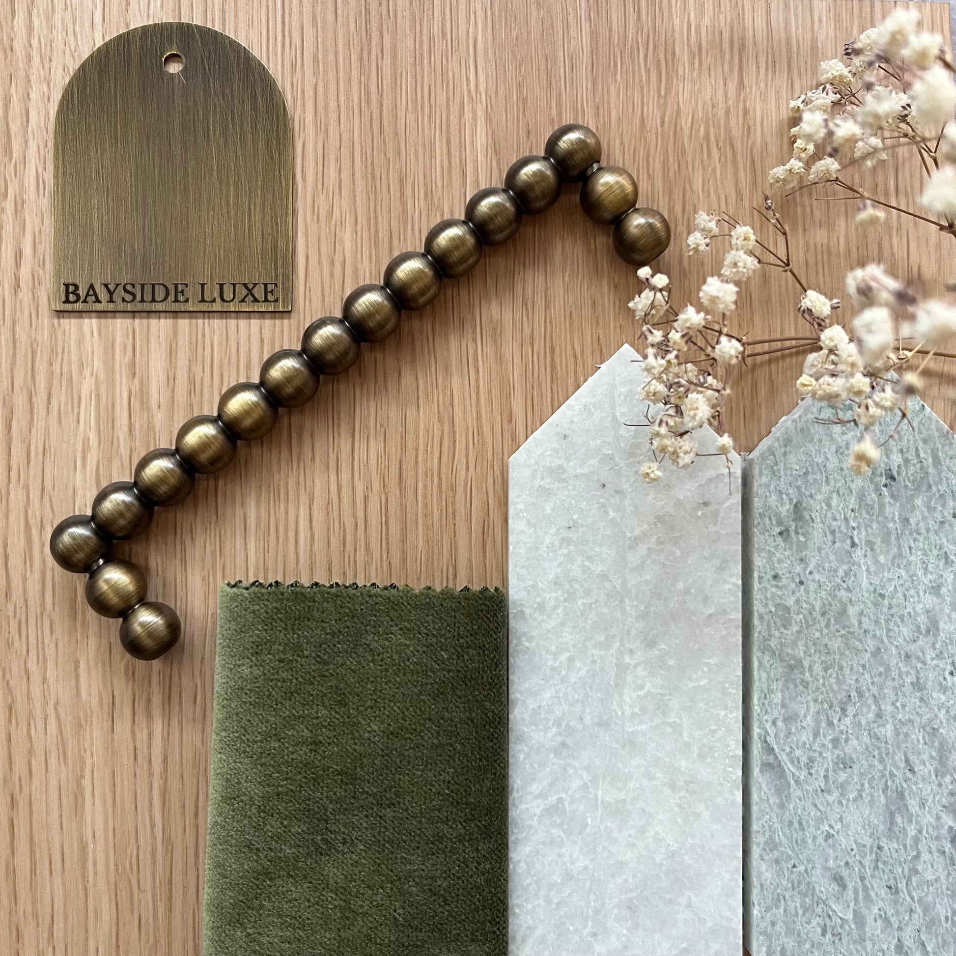 Cabinet Knobs & Handles The Bayside Luxe Cottesloe Solid Antique Brass Cabinetry Handle