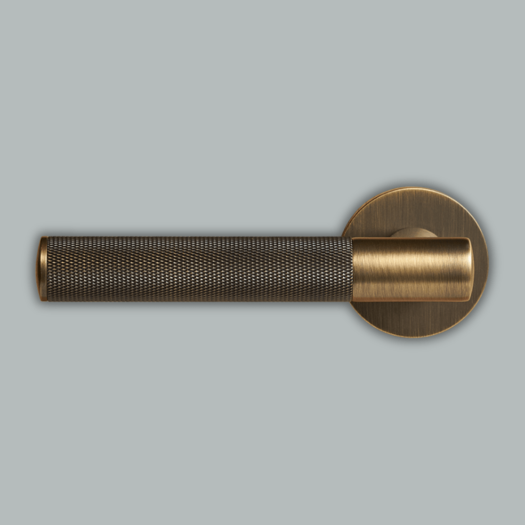 Door Handle Luxe Doorware - Elizabeth Bay Door Lever Passage Set - Antique Brass