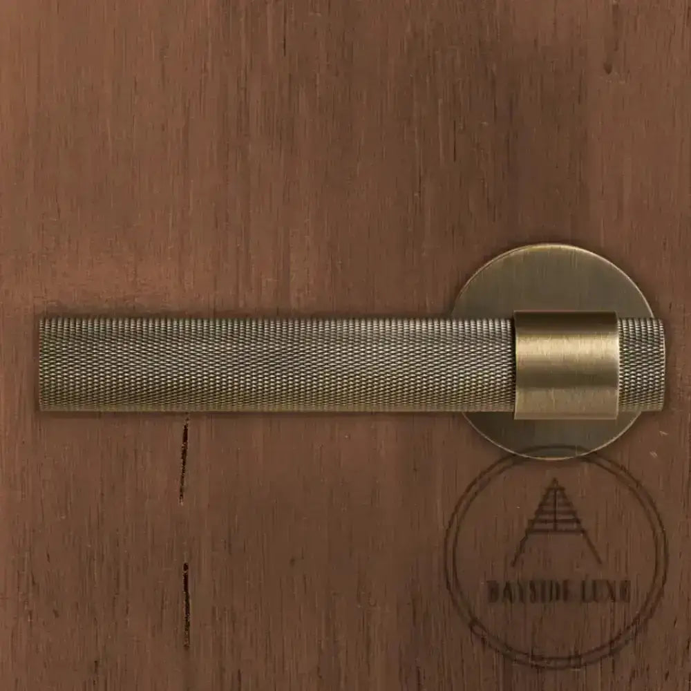 Door Handle Luxe Doorware - Port Melbourne Door Lever Passage Set - Antique Brass