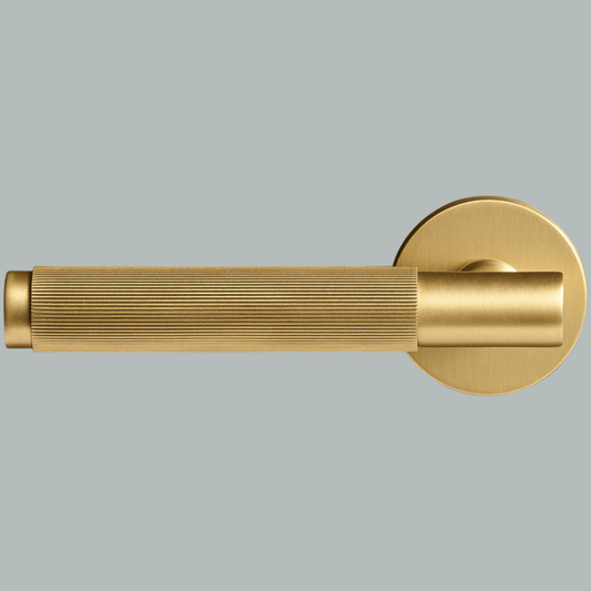 Door Handle Luxe Doorware - The Otway Linear Knurled Passage Set - Satin Brass