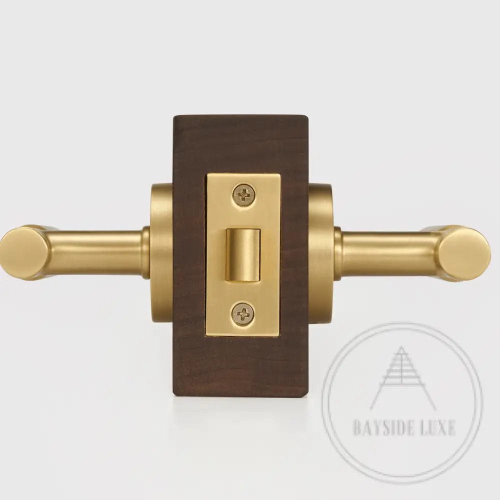 Door Handle Luxe Doorware - The Otway Linear Knurled Passage Set - Satin Brass