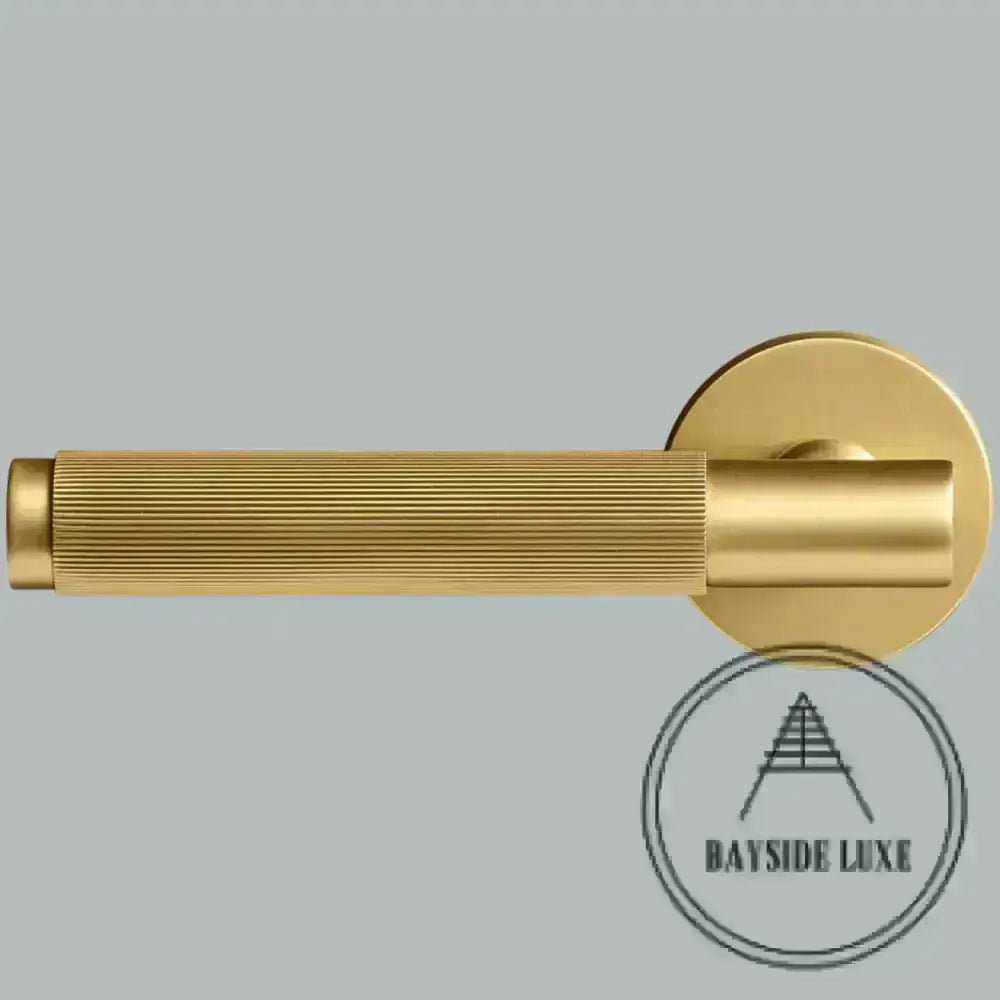 Door Handle Luxe Doorware - The Otway Linear Knurled Privacy Set - Satin Brass