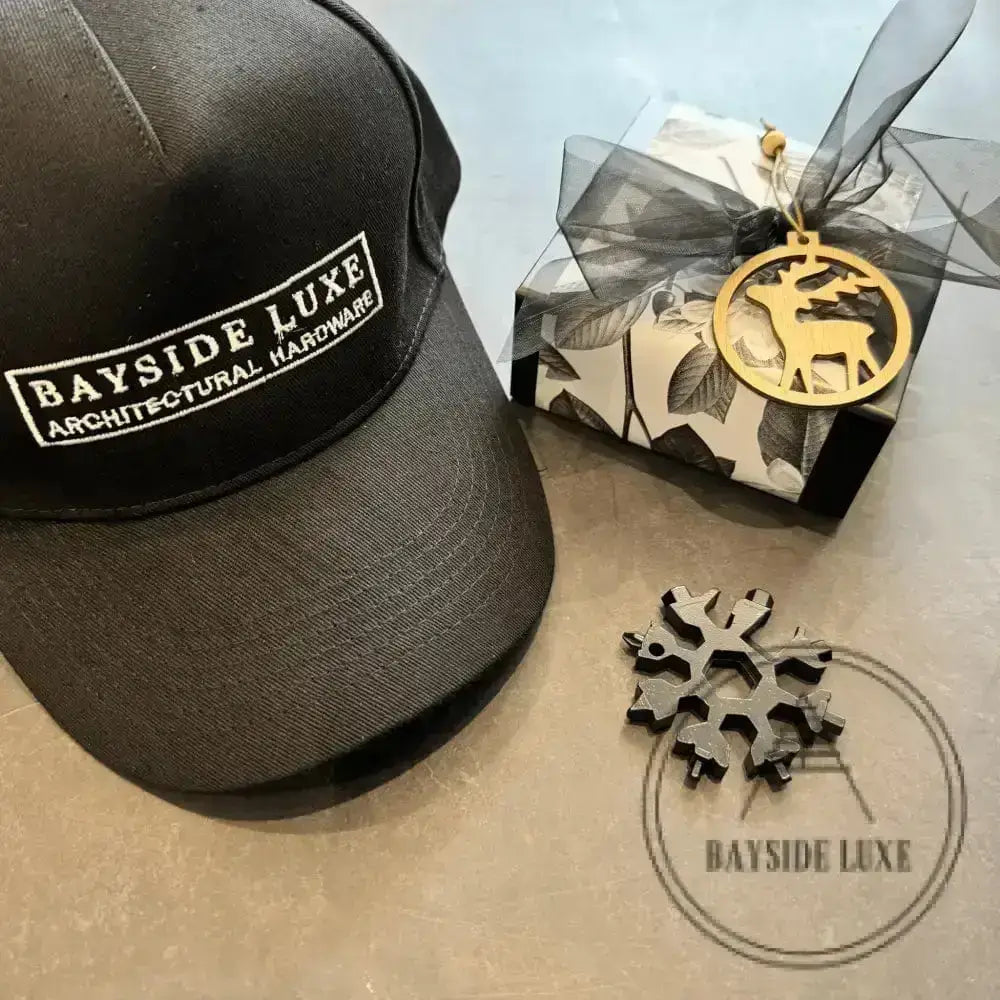 free_gift Early Christmas Present - Signature Cap and Snowflake Multi-tool