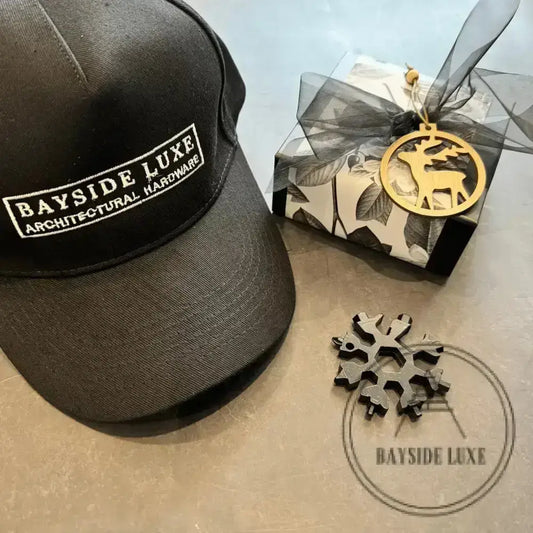 free_gift Early Christmas Present - Signature Cap and Snowflake Multi-tool