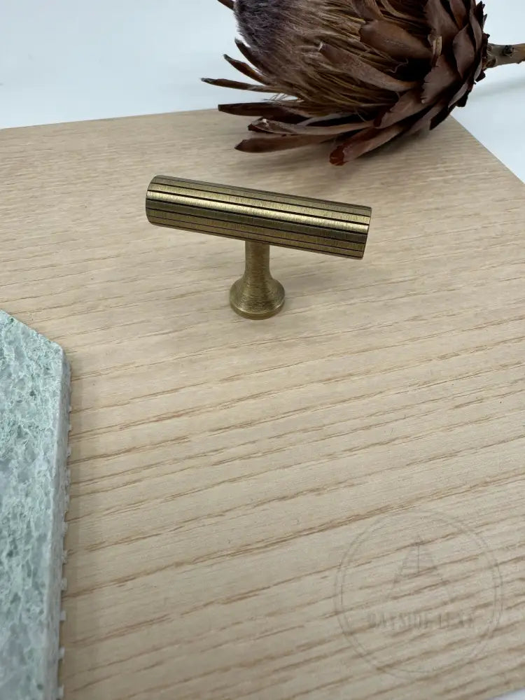 Hawthorn Antique Brass T Bar 50mm - Sample