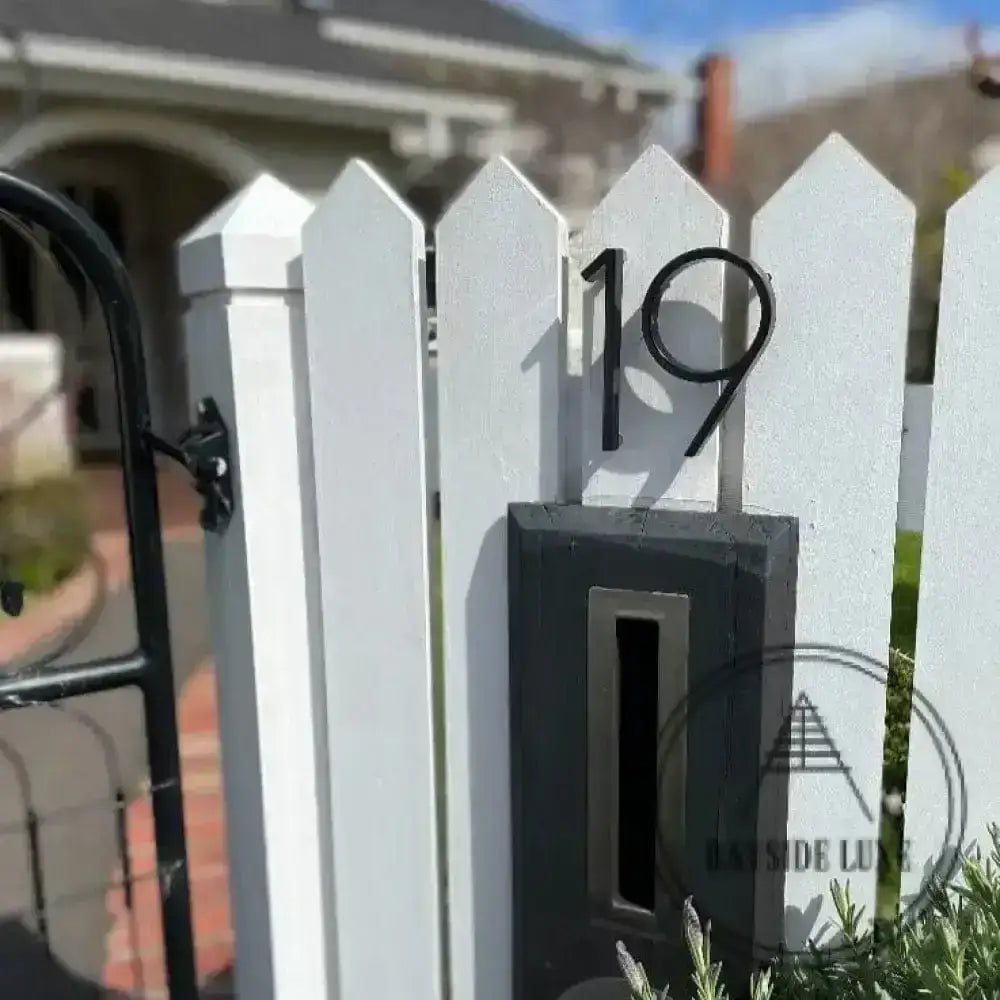 house number Bayside Luxe - Black Floating and Flush House Numbers - 125mm