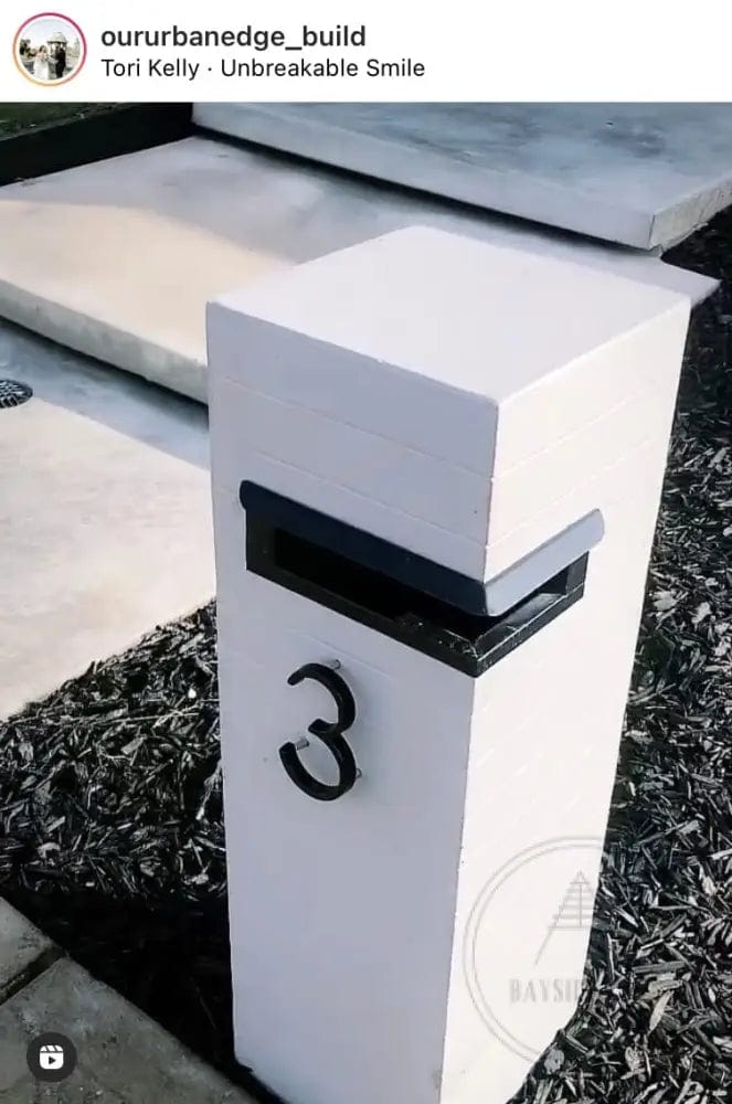 house number Bayside Luxe - Black Floating and Flush House Numbers - 125mm