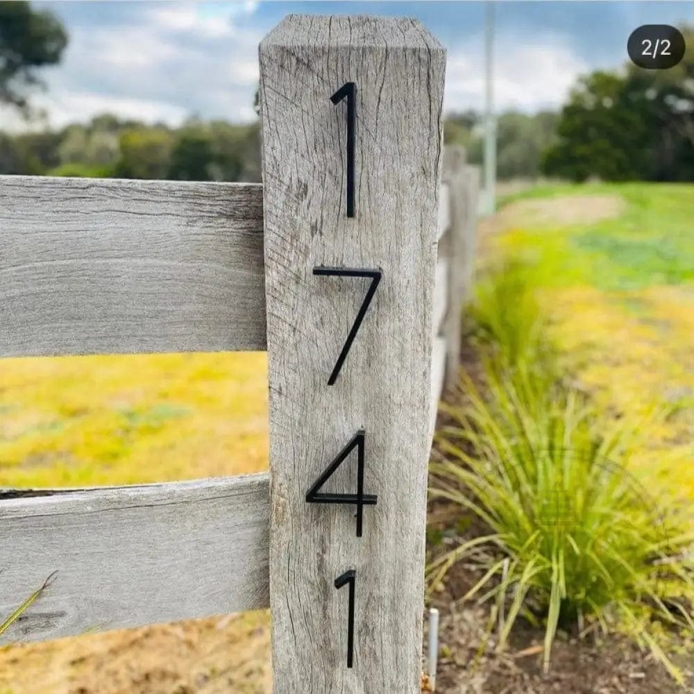 house number Bayside Luxe - Black Floating and Flush House Numbers - 125mm