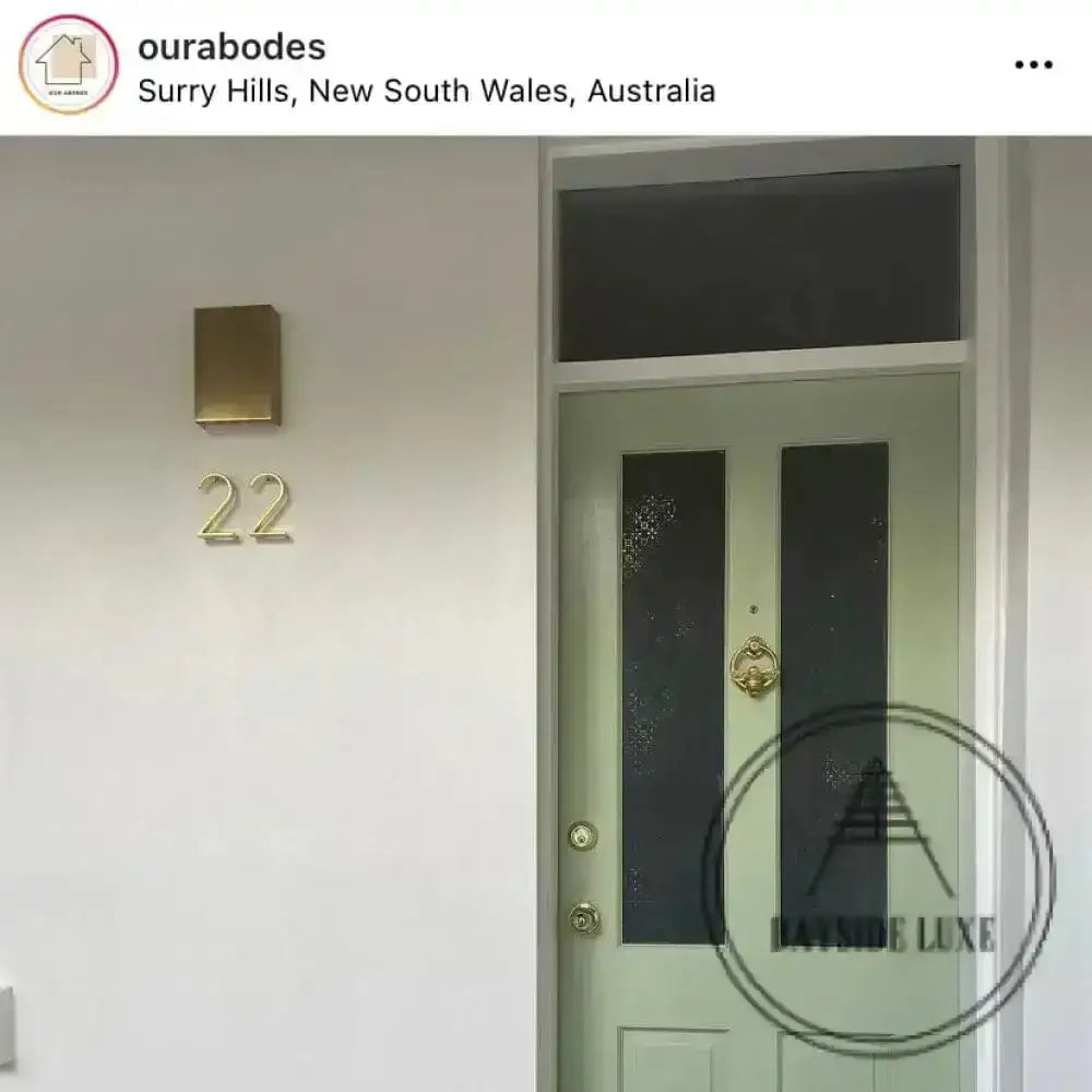 house number Bayside Luxe - Golden Brass Floating and Flush House Numbers - 125mm