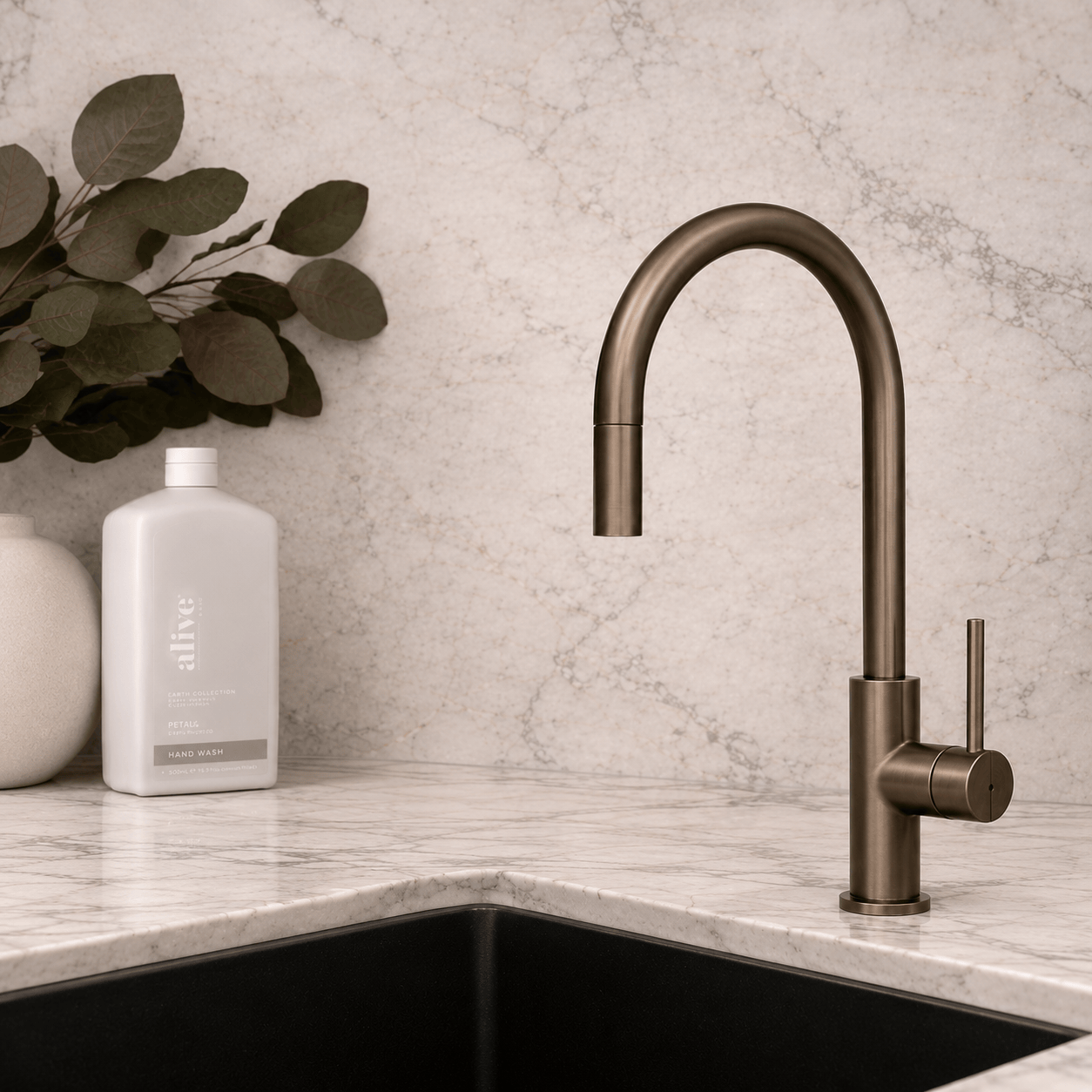 Kitchen Vaucluse Gooseneck Kitchen Mixer with Pullout Spray - Antique Brass